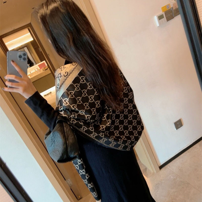 Gucci 大判ストール