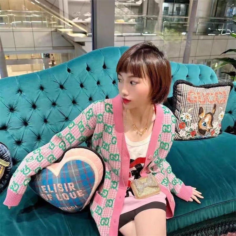 Gucciニットセーター暖かい