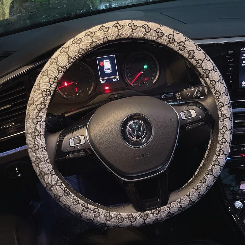 グッチ車のハンドルカバー 滑り止め