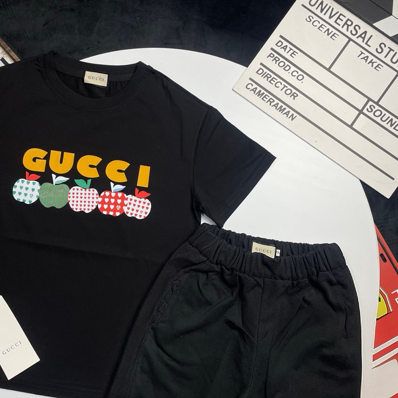 Gucciキッズ半袖Ｔシャツレディース