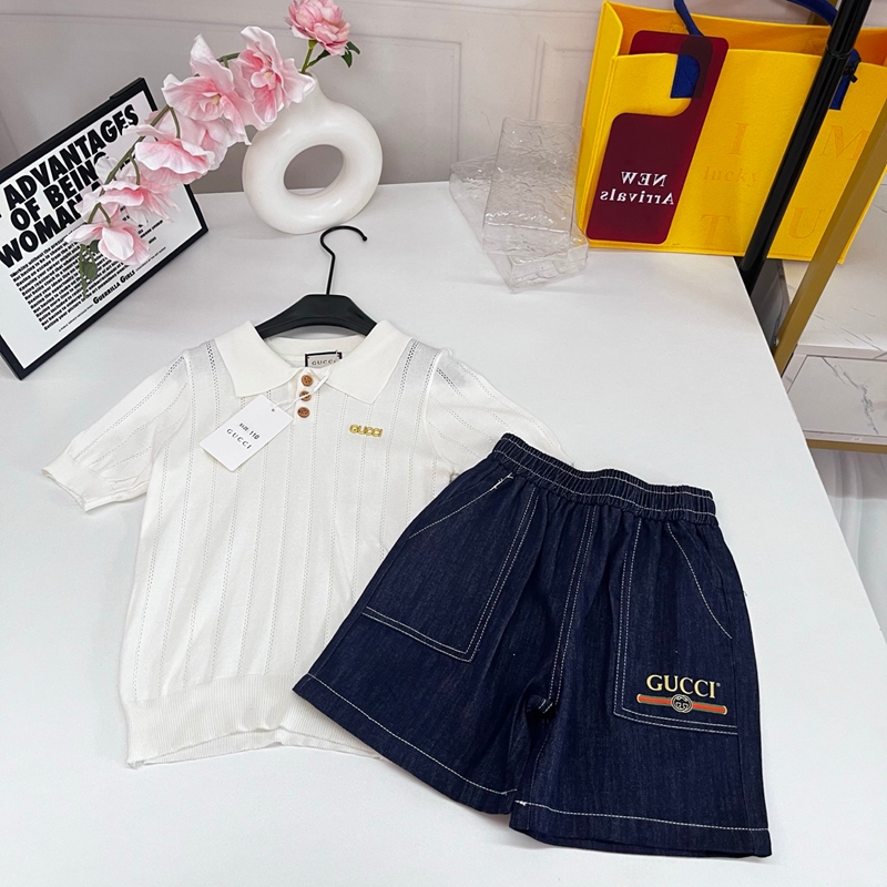 Gucci 子供ニット半袖シャツ