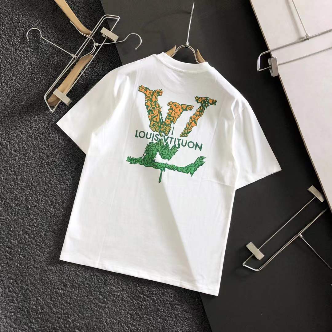値引き歓迎⭐︎絶版品ルイ･ヴィトン Tシャツ グラフィティ 超美品 丸首