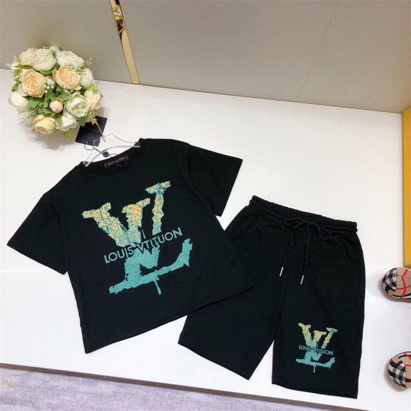 ブランドLV 子供の上下セットジャージ