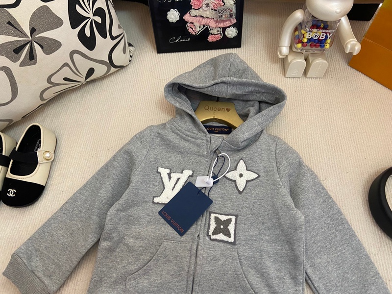 ルイヴィトンキッズ服ジャンパー