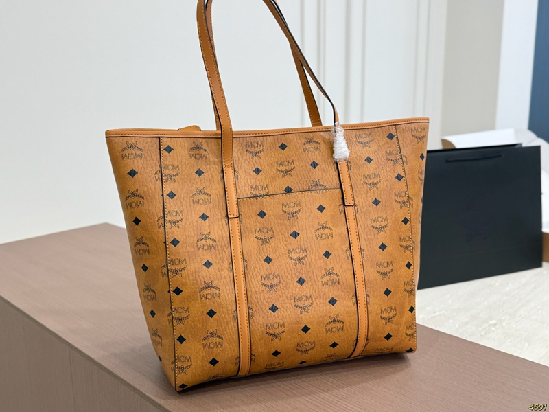 ハイブランドMCM 肩掛けバッグ