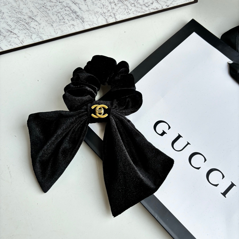 ブランドプラダ髪アレンジ