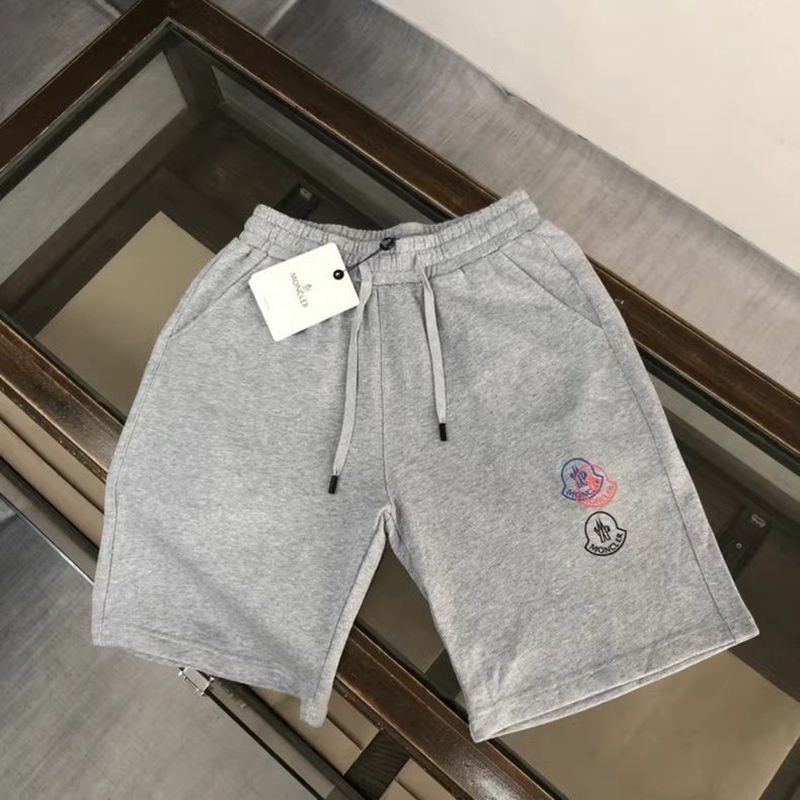 ハイブランド Monclerハーフパンツ