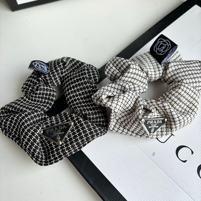 ブランドPradaヘアゴム レディース