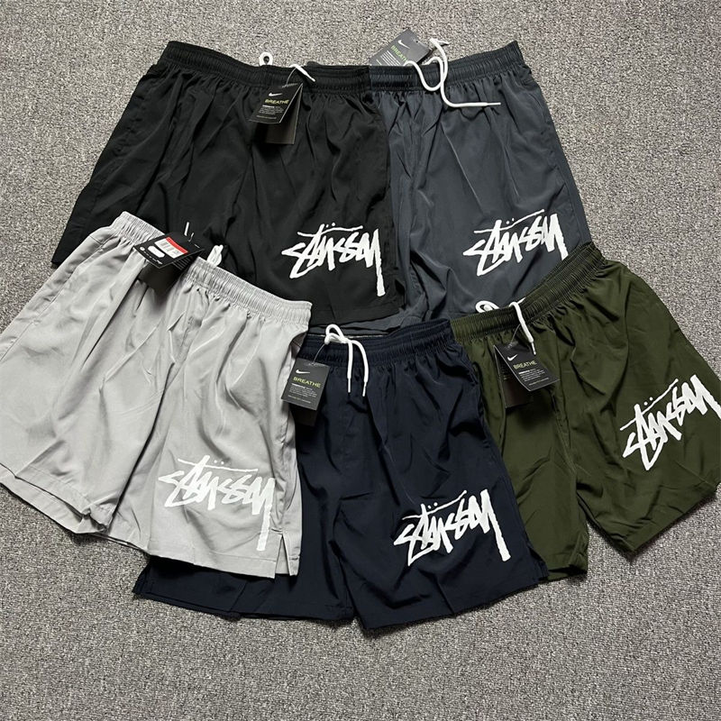 ステューシー ショートパンツ
