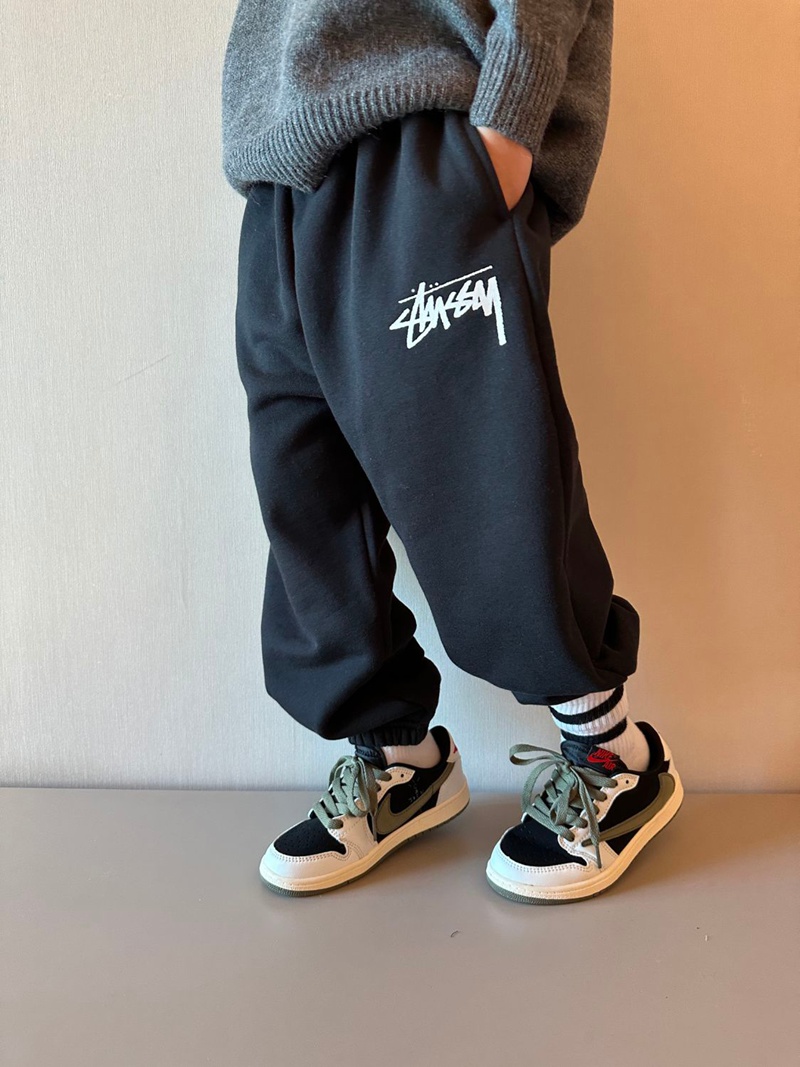 ステューシー子供ロングパンツ 裏起毛