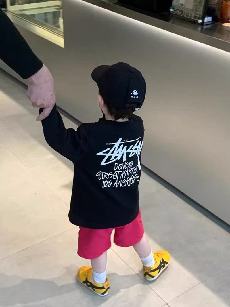ステューシー子供Tシャツ
