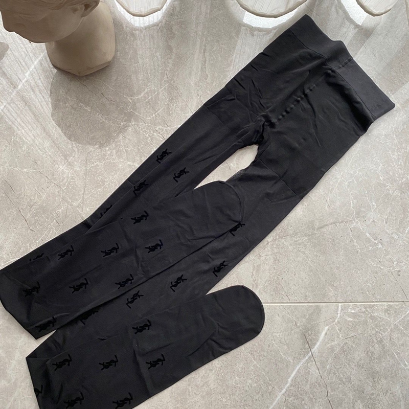 ハイブランドYSL 透け感タイツ