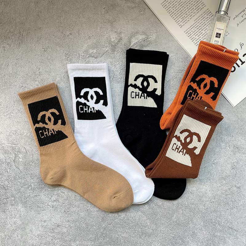 おしゃれ無地柔らかいソフトミドルソックスCHANEL